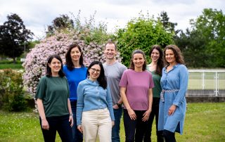 Gruppenbild des REVAN-Teams mit Naturhintergrund