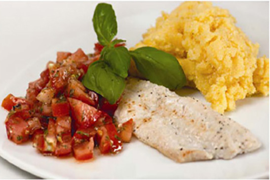 Zander mit Polenta und Tomaten-Salat